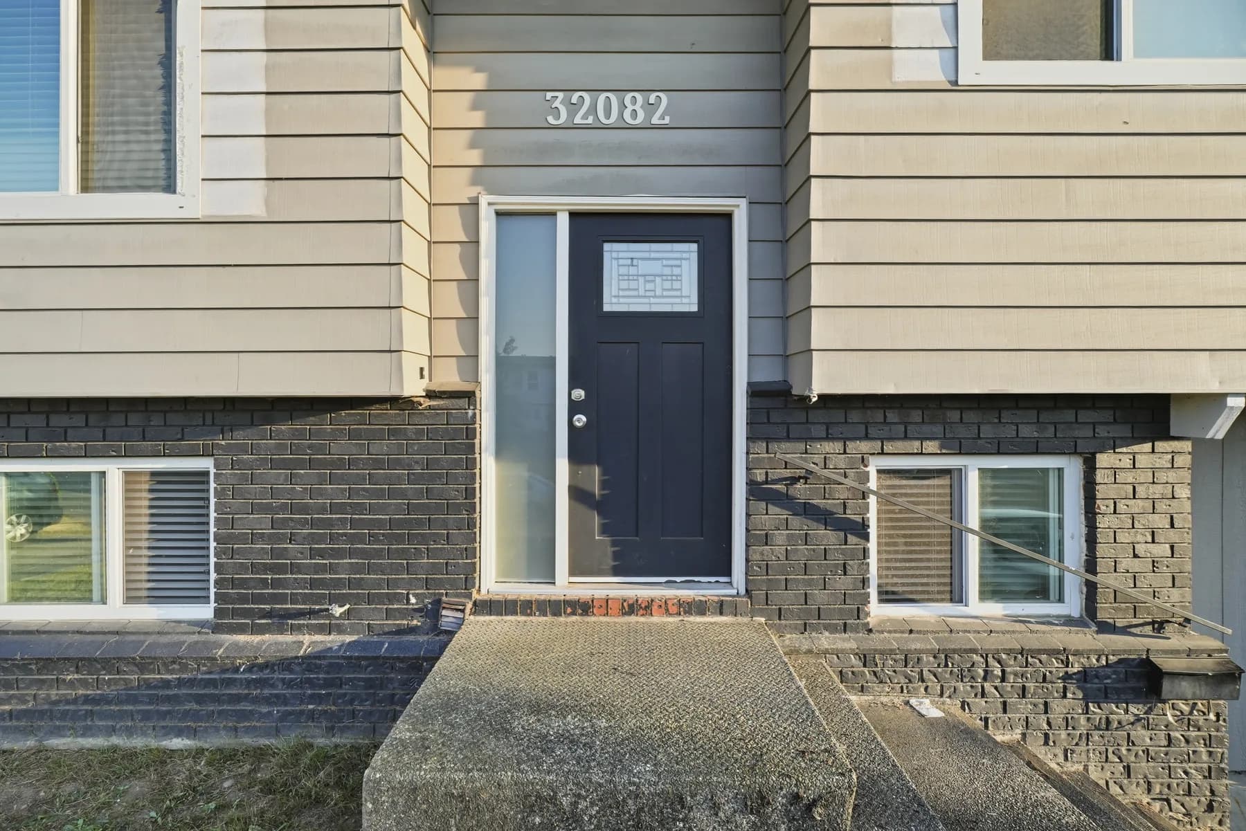 Austin Avenue, Abbotsford, frame 2