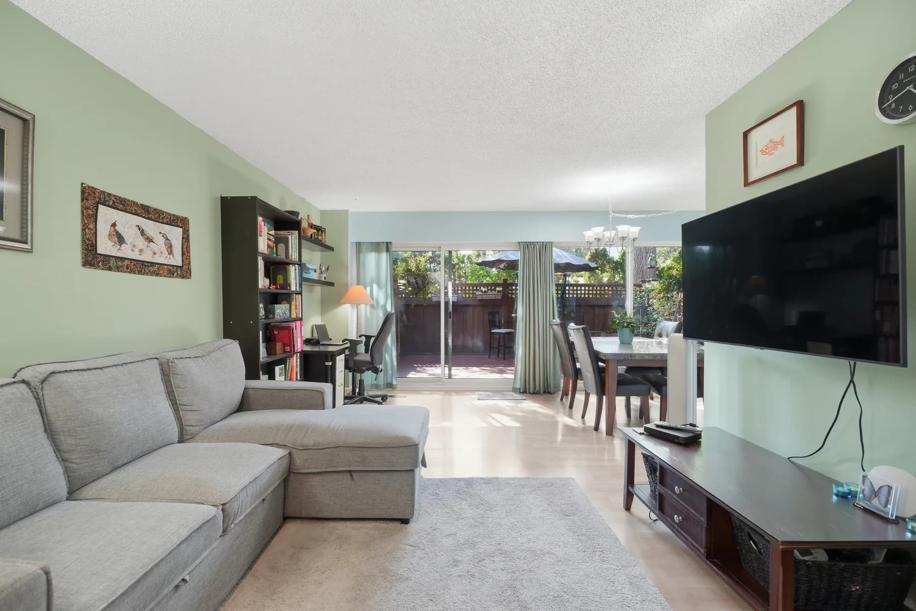 Centaurus Circle, Burnaby, frame 9