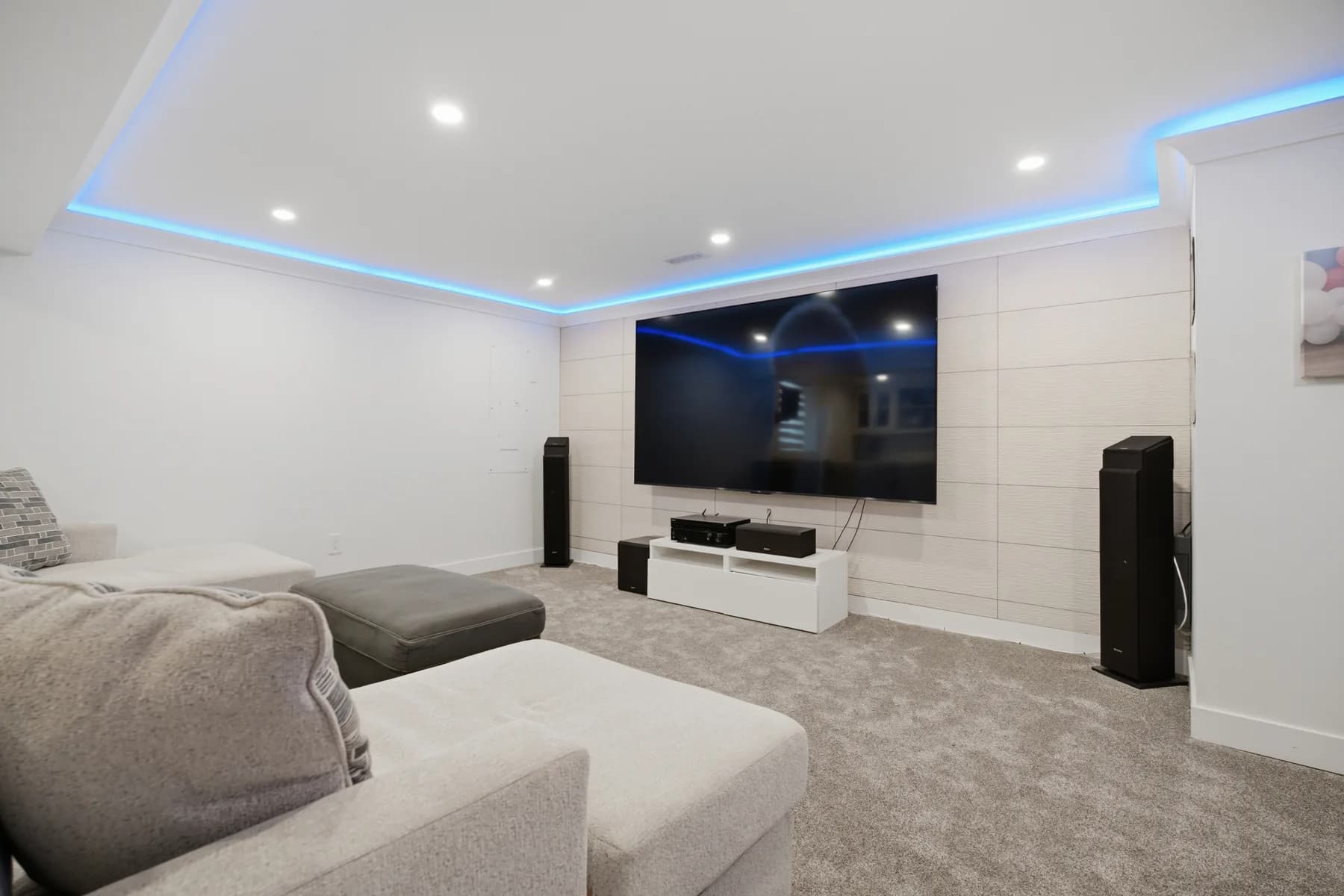 Grosvenor Place, Abbotsford, frame 10
