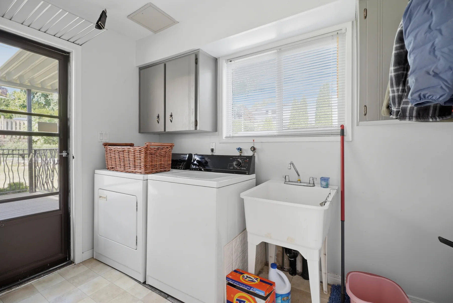 Marshall Road, Abbotsford, frame 13