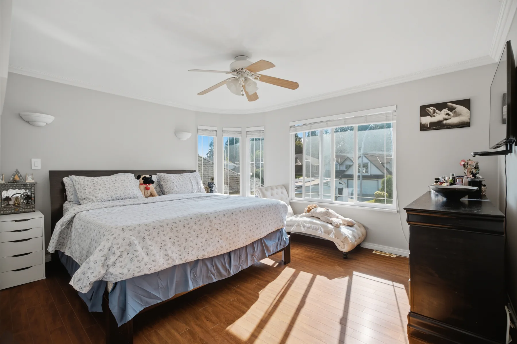 Miller Crescent, Mission, frame 10