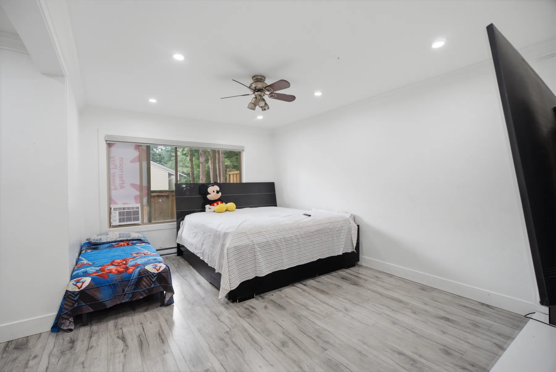 Tretheway Street, Abbotsford, frame 13