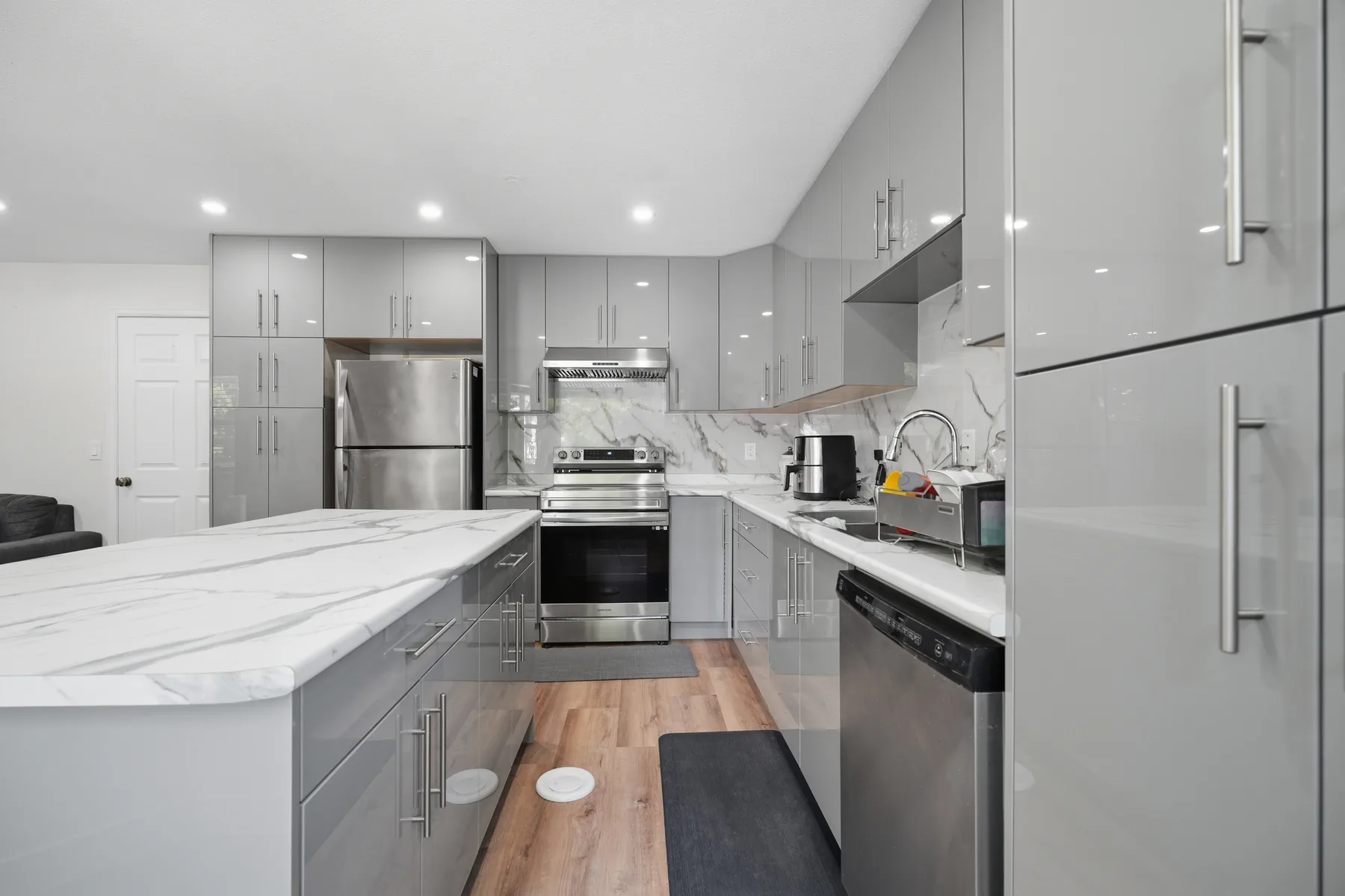 Upper Maclure Road, Abbotsford, frame 4
